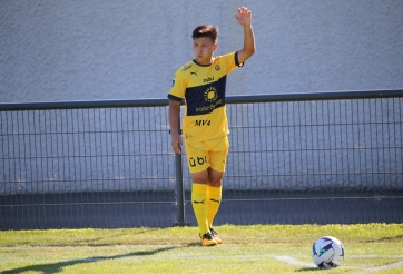 Pau FC thất bại trước ĐKVĐ Ligue 2 trong ngày Quang Hải bỏ lỡ cơ hội