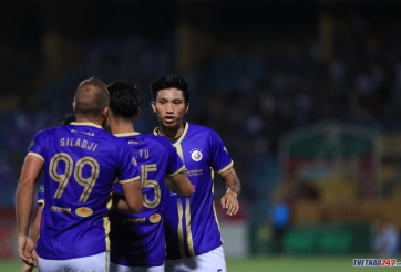 HLV Hàn Quốc nhận xét đội của bầu Hiển 'xuất sắc nhất Việt Nam'