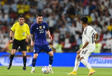 VIDEO: Messi và các đồng đội hủy diệt bại tướng của ĐT Việt Nam