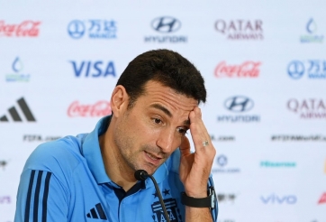 Vừa giành vé đi tiếp, HLV Argentina bất ngờ lên tiếng chỉ trích FIFA