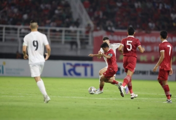 CĐV ĐNÁ phản ứng bất ngờ khi Indonesia không thắng Philippines như Việt Nam