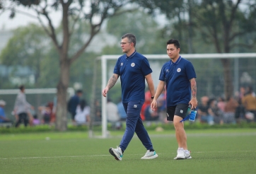 Sáng tỏ việc LĐBĐ Việt Nam bổ nhiệm HLV người Brazil