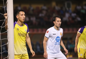 Độc lạ V-League 2023/24: Đội đầu bảng bị thủng lưới nhiều nhất
