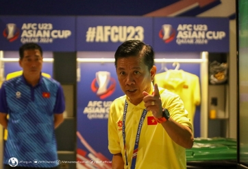 HLV Hoàng Anh Tuấn nói rắn về tấm thẻ đỏ tai hại của Ngọc Thắng