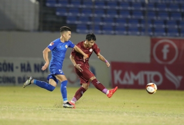 Thắng kịch tính Quảng Nam, Bình Định tiếp tục bám đuổi ngôi đầu