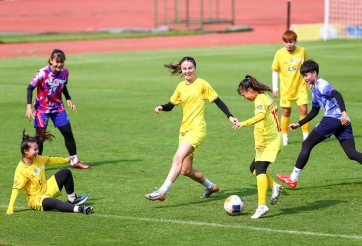2 nữ cầu thủ Việt kiều về Việt Nam đá C1 châu Á