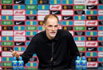 HLV Tuchel nói thẳng về việc hát Quốc ca Anh ở trận ra mắt