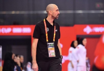 HLV Tây Ban Nha nói về trận thua đậm tuyển Việt Nam