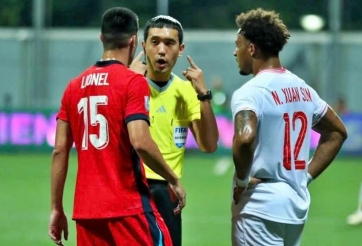 Trọng tài FIFA bắt trận nóng nhất vòng 24 V-League