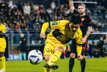 Quang Hải mờ nhạt, Pau FC vẫn tạo nên thành tích cực ấn tượng