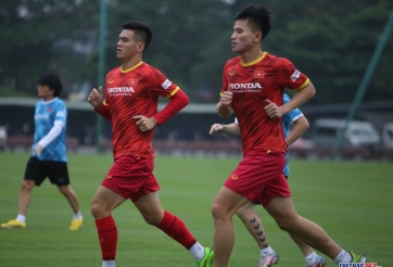 ĐT Việt Nam tập ngày 24/11: Quân HAGL chưa ra sân, Tiến Linh tập riêng