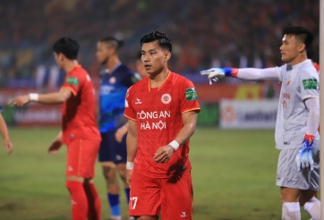 Văn Thanh: 'CAHN không có ngôi sao, thắng vì thi đấu đoàn kết'