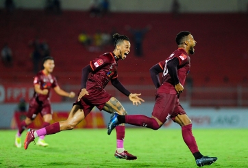 Ngoại binh tỏa sáng, Bình Định hạ đẹp đội bóng của Tiến Linh