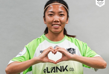 Huỳnh Như nhận thêm tin vui lớn từ quê nhà trước lễ trao giải QBV