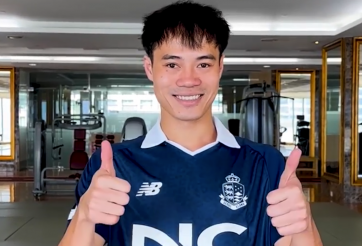 Văn Toàn đón sinh nhật cùng người đặc biệt ở Hàn Quốc