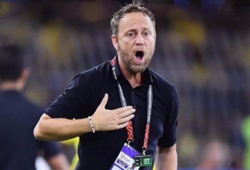 HLV Mano Polking sắp tái xuất V-League?