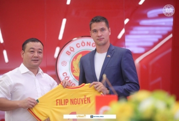 VIDEO: Ngôi sao Filip Nguyễn trong ngày ký hợp đồng với CLB CAHN
