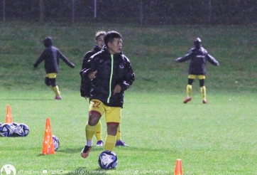 VIDEO: ĐT nữ Việt Nam tập luyện ngay sau khi trở lại Auckland