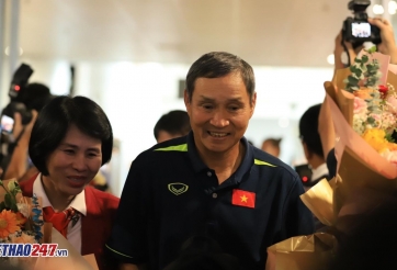 HLV Mai Đức Chung gửi tâm thư đặc biệt đến ĐT Việt Nam