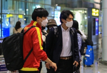 HLV Hàn Quốc cập bến đội Việt Nam