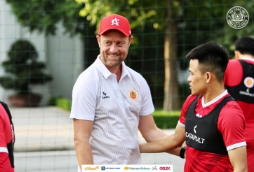 HLV Mano Polking có buổi tập đầu tiên cùng CAHN