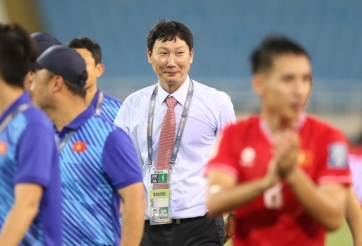 Báo Hàn Quốc: 'HLV Kim Sang Sik vực dậy ĐT Việt Nam'
