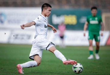 Cầu thủ Việt kiều nhận giải thưởng lớn ở châu Âu