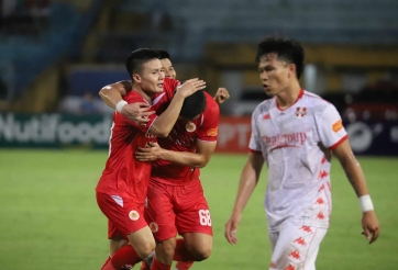 HLV Polking tiết lộ Quang Hải dính chấn thương