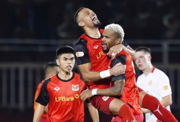 Rượt đuổi điên rồ, Ninh Bình đánh bại Công an TPHCM trong trận cầu 7 bàn thắng