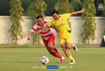 Dàn sao Việt kiều 'há hốc' trước đẳng cấp của HLV Lê Huỳnh Đức