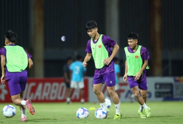 HLV Brazil gọi 28 cầu thủ lên tuyển Việt Nam, sẵn sàng tranh vé vào bán kết giải Đông Nam á