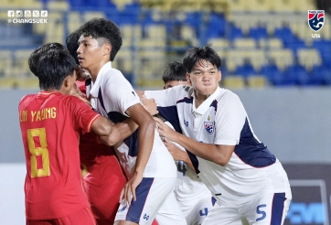Sảy chân khó tin, U17 Thái Lan quyết tâm thắng Lào để vào bán kết