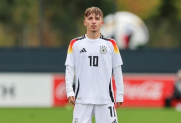 Lennart Karl, tài năng 18 tuổi đang làm bóng đá Đức dậy sóng là ai?