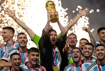 Sự thật phía sau chiếc cúp vàng World Cup khiến nhiều người bất ngờ