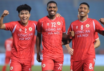 Tin nóng bóng đá trưa 26/6: CAHN hướng ra châu Á