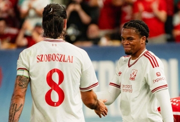 Liverpool thắng nhọc tại Mỹ, 'Super Szoboszlai' tiếp tục chiếm sóng