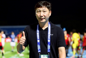 Dẫn 2-0 sau lượt đi, HLV Kim Sang Sik vẫn ra cảnh báo khiến các cầu thủ 'lạnh người'