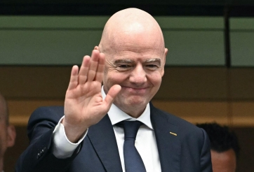 Tin nóng bóng đá chiều 25/8: Chủ tịch FIFA dự khán chung kết lượt về AFF Cup 2026