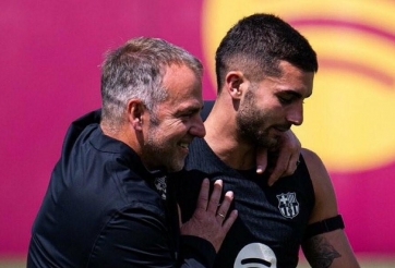 Thi đấu quá hay, ngôi sao Barca khiến Hansi Flick phải đau đầu