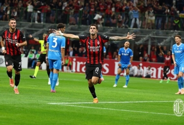 Pulisic lu mờ De Bruyne, AC Milan đánh bại Napoli đầy quả cảm