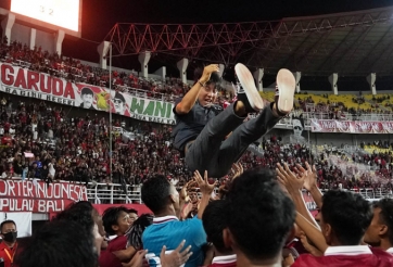 Cả xứ Vạn đảo ăn mừng chiến thắng của U20 Indonesia: Bóng đá Việt Nam khiến họ sợ đến thế sao?