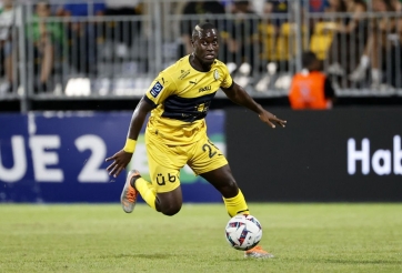 Gánh Pau cật lực, đồng đội Quang Hải vẫn bỏ lỡ cơ hội sát cánh với Sadio Mane