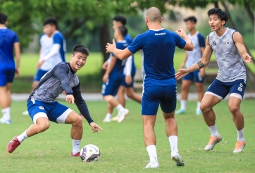 CLB Hà Nội tóm gọn siêu trộm nhí làm 'bốc hơi' 50 đôi giày của dàn sao ĐT Việt Nam