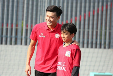 Thủ thành Bùi Tiến Dũng nói lời 'ruột gan' về nghề cầu thủ chuyên nghiệp