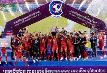 Giải VĐQG Campuchia ra mẫu cúp đặc biệt, đẹp 'nhất - nhì' Đông Nam Á