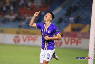 CHÙM ẢNH: Giải tỏa cơn khát bàn thắng, Hùng Dũng ăn mừng 'như một đứa trẻ'