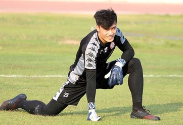 Thủ môn Bùi Tiến Dũng 'rộng cửa' cứu vãn sự nghiệp