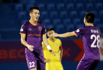 Tiền đạo ĐT Việt Nam 'đắt giá' hơn cả đội hình đối thủ