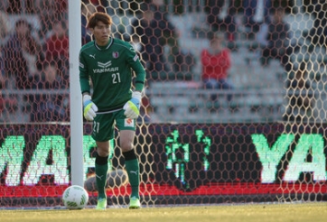 Văn Lâm đến, đối thủ cạnh tranh vất vả thể hiện với HLV