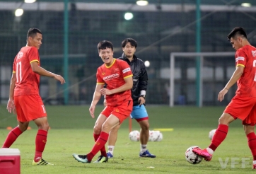 VIDEO: Hoàng Đức tập luyện trở lại cùng đồng đội